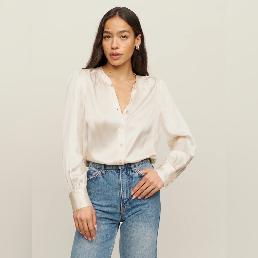 NWT SOLD OUT Reformation Silk Maddie Top in Fior di Latte size XL